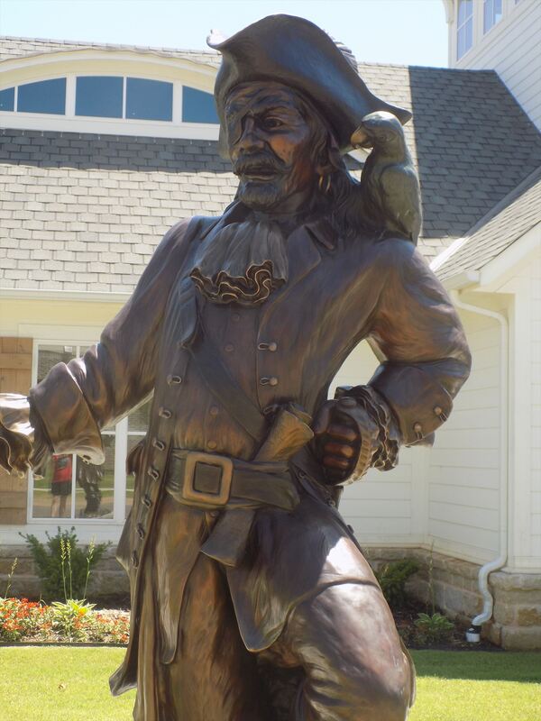 National Sculptors' Guild Fellow, Gary Alsum just had another bronze sculpture selected for placement in Edmond, Oklahoma. His bronze pirate 