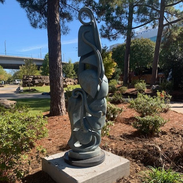 Two of the pieces we recently shipped are in their new home in Little Rock, AR. Buck with Calves and Elephant Column by African artist Robert Kwechette. The stone carvings join other sculptures in the Vogel-Schwartz Sculpture Garden. (You can see our placement of Wayne Salge’s Cecil in the background) See more about our large scale projects here: https://www.nationalsculptorsguild.com/public-art.html #linkinbio□ Special thanks to @littlerockparksandrec for installing. #SculptureIsATeamSport #NationalSculptorsGuild #AfricanStoneArt #RobertKwechette #CarvedStone #LittleRock #SculptureAtTheRiverMarket #JKDesignsInc #ArtInPublicPlaces #CityArtCollection #ArtistDriven #ClientMinded #Since1992 #NSG #FineArtSculpture