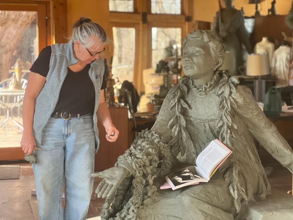 1/31/2024: Jane DeDecker has been hard at work on the sculpture 
